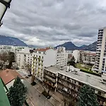 80 M2 - 8Th Floor With Free Parking - 5 Guests
