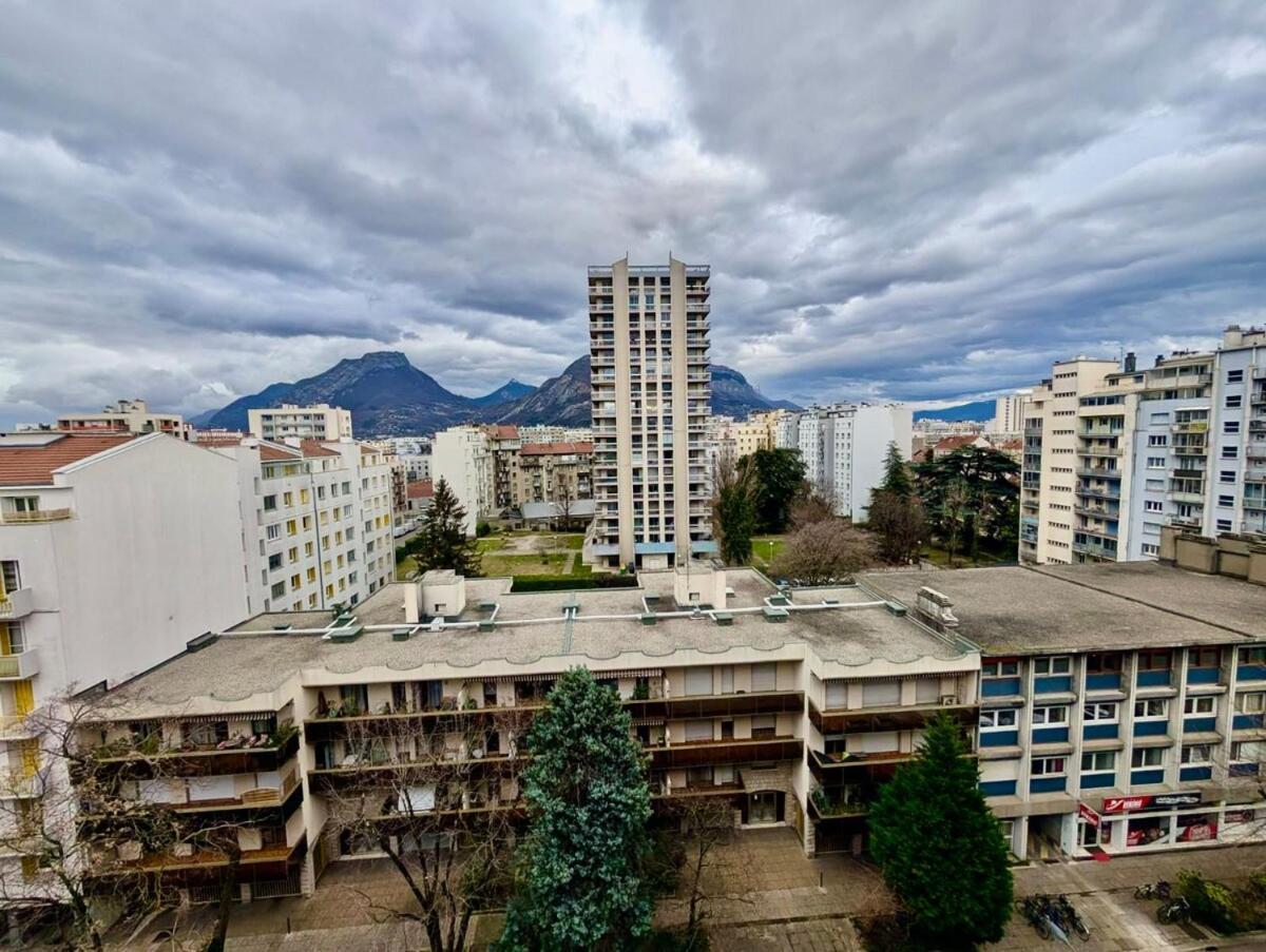80 M2 - 8th Floor With Free Parking - 5 Guests * Grenoble